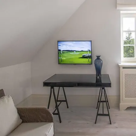 فندق Posiadlosc Wiejska, Ogrody Acqua Di Rosa Zameczek