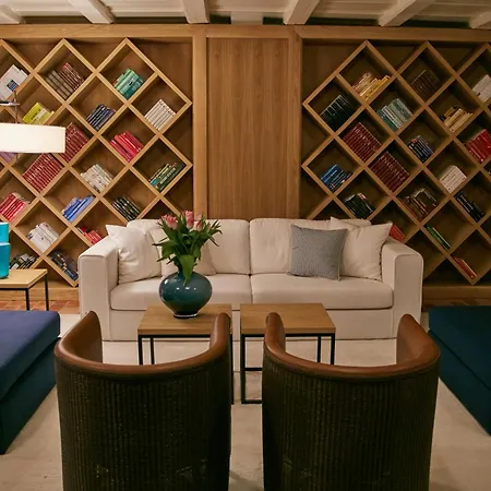 Posiadlosc Wiejska, Ogrody Acqua Di Rosa 5* Zameczek